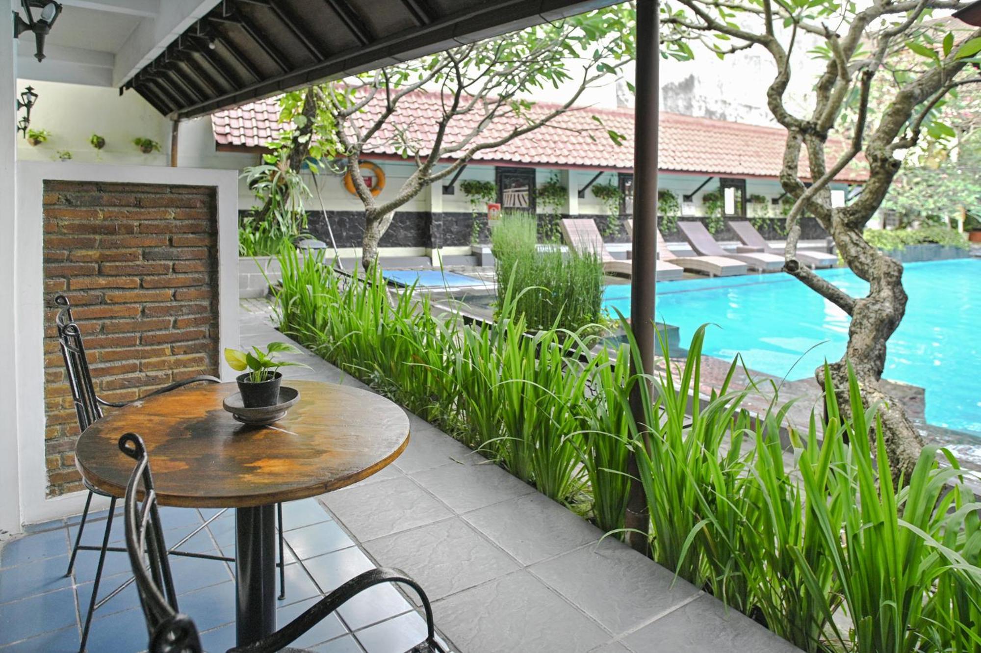 Paku Mas Hotel Maguwo
