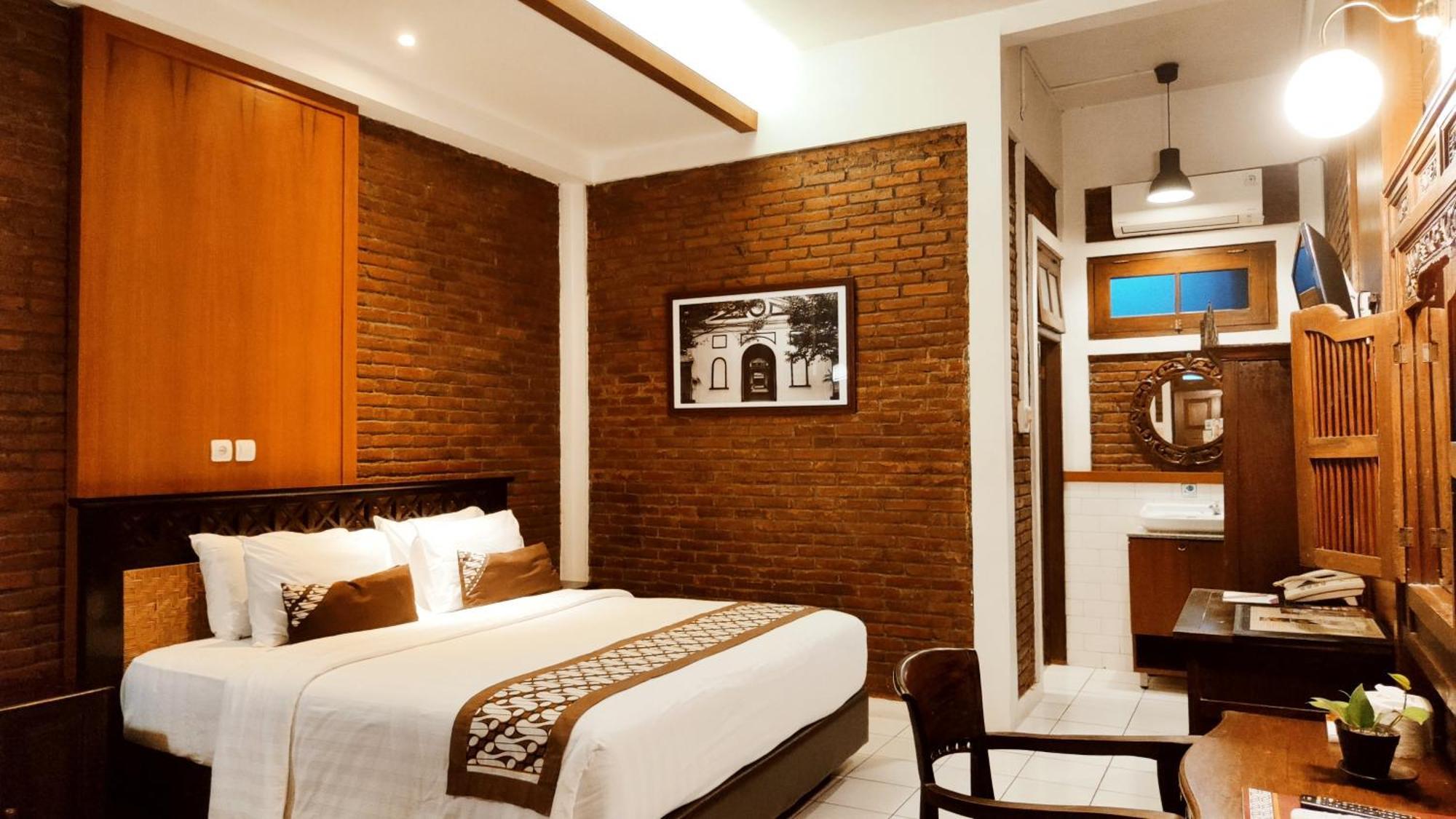 Paku Mas Hotel Maguwo