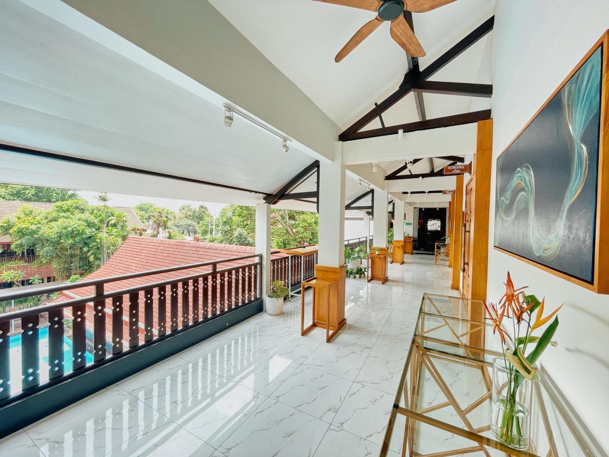 Hotel Paku Mas 3*